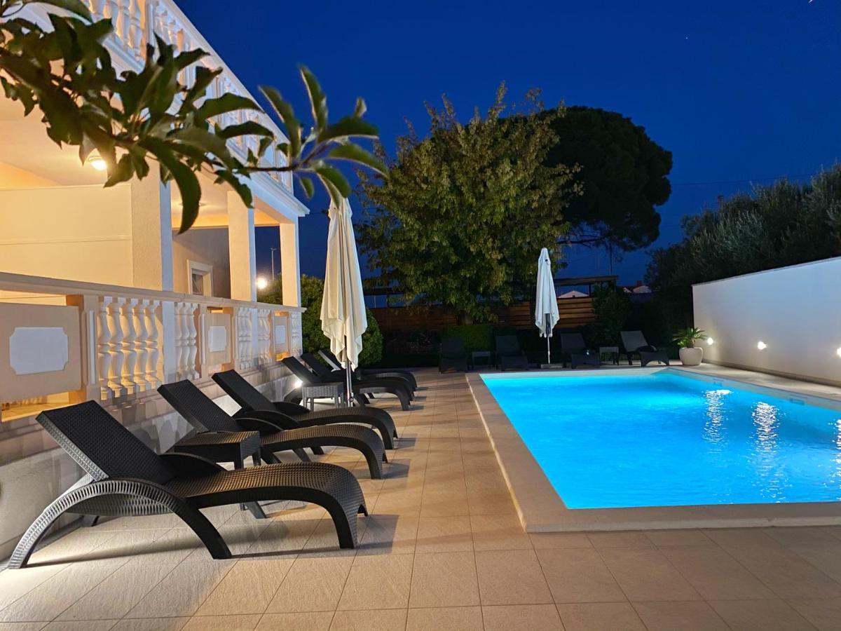 Apartments Saric Биоград-на-Мору Экстерьер фото