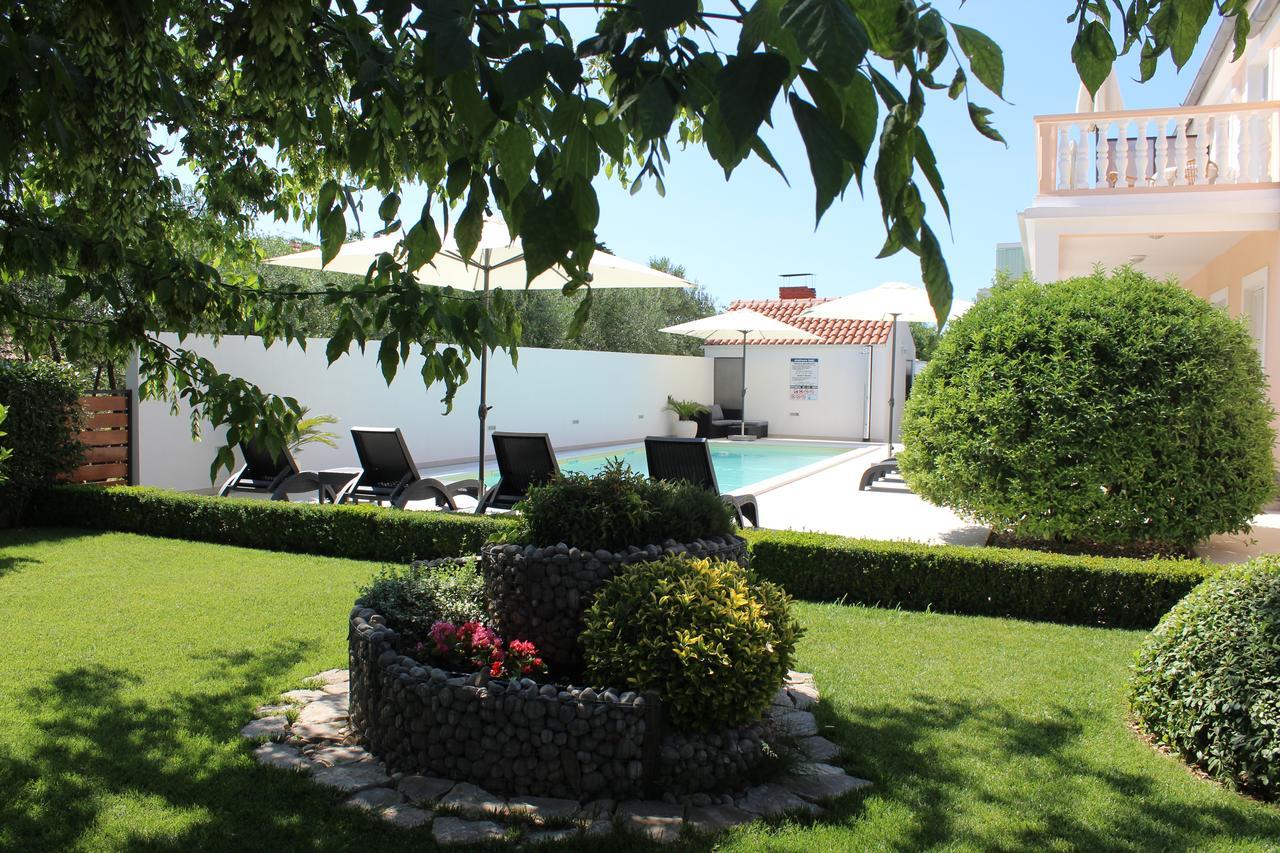 Apartments Saric Биоград-на-Мору Экстерьер фото